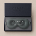 3D zijden slaapmasker van PONRA, verpakking flatlay